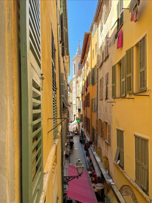 Appartement Luxury In The Heart Of Old Town Nice. *