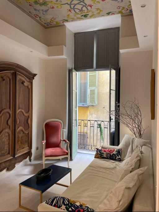Luxury In The Heart Of Old Town Nice. Appartement Nice